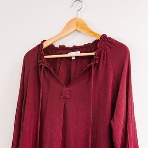 She + Sky Maroon Women's Top Size Small